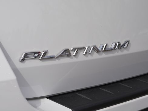 Certified 2025 Ford Explorer Platinum w/ Ultimate Package AWD/4WD image 27