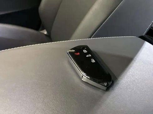 Used 2023 Volkswagen ID.4 S image 90