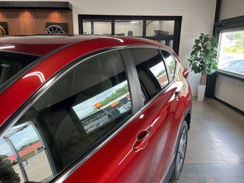 Used 2018 Honda CR-V EX image 23