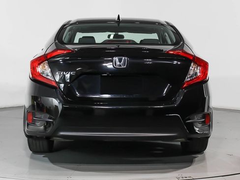 Used 2017 Honda Civic EX image 7