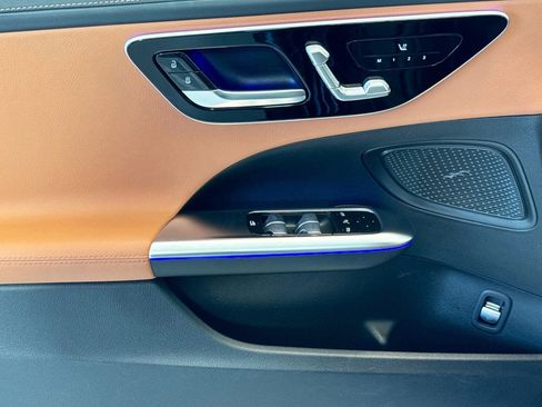 Certified 2023 Mercedes-Benz C 300 Sedan image 17