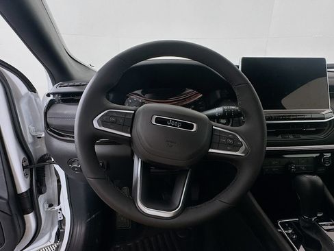 New 2026 Jeep Compass Latitude AWD/4WD image 11