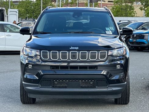 Used 2022 Jeep Compass Latitude w/ Convenience Group image 9