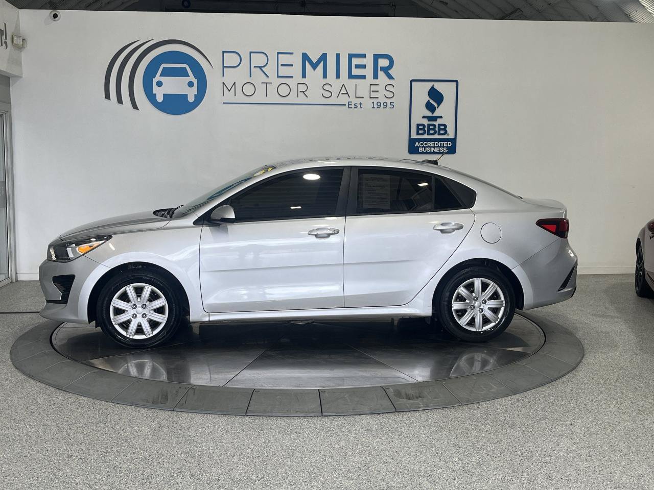 Used 2022 Kia Rio LX FWD image 2