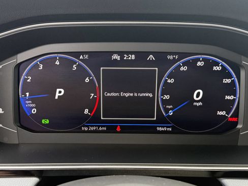 Used 2025 Volkswagen Jetta GLI Autobahn FWD image 34