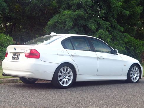 Used 2008 BMW 328i Sedan RWD image 4