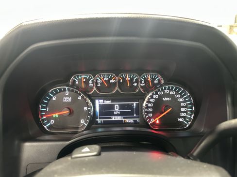 Used 2017 GMC Sierra 2500 SLE w/ HD SLE Preferred Plus Package AWD/4WD image 21