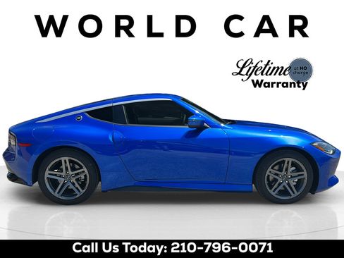 Used 2025 Nissan Z Sport w/ Floor Mat Package RWD image 2