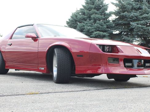 Used 1989 Chevrolet Camaro RS RWD image 36