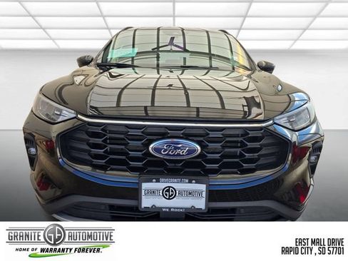 Used 2025 Ford Escape ST-Line Select AWD/4WD image 9