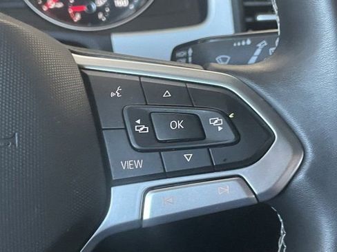 Used 2021 Volkswagen Atlas Cross Sport SE FWD image 10