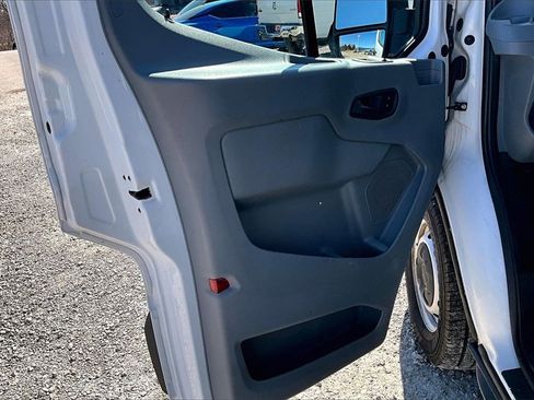 Used 2016 Ford Transit 150 XL image 22