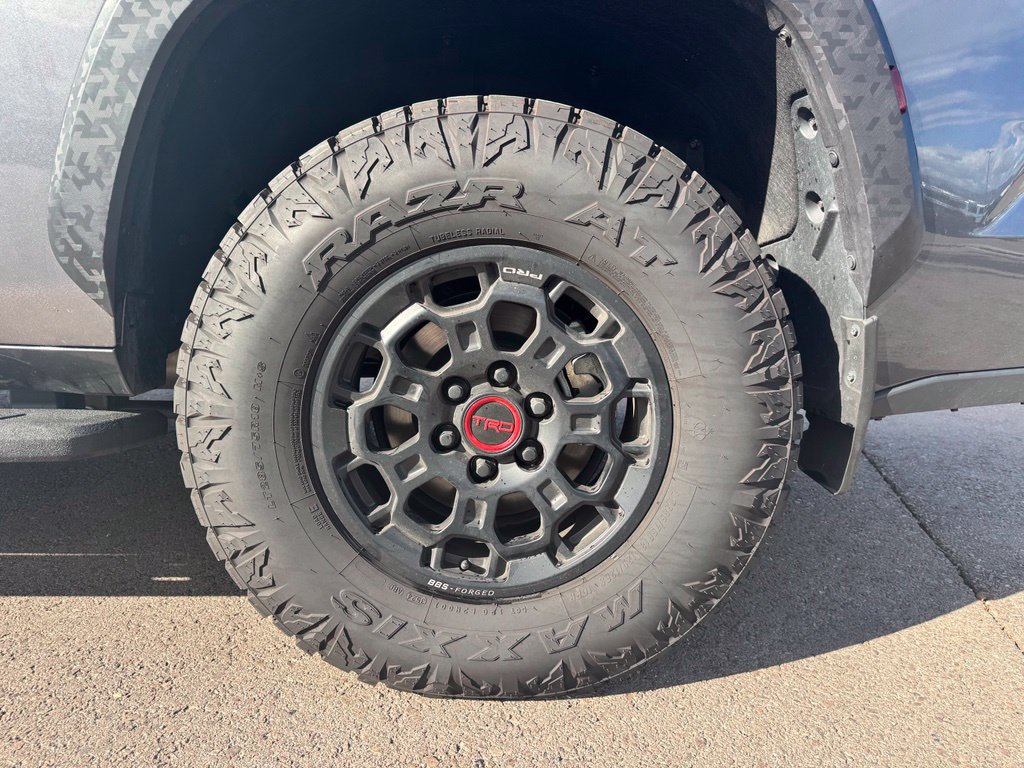 Used 2025 Toyota Sequoia TRD Pro AWD/4WD image 33