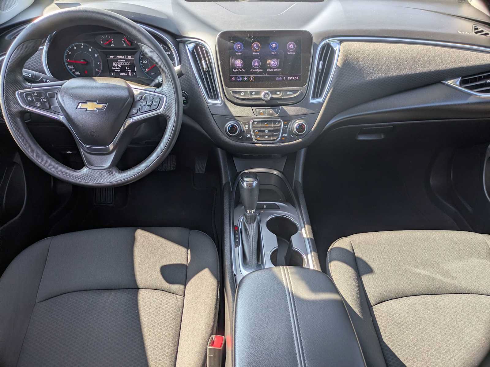 Used 2020 Chevrolet Malibu LT FWD image 16