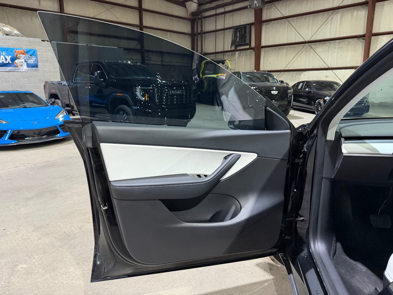 Used 2020 Tesla Model Y Long Range AWD/4WD image 11