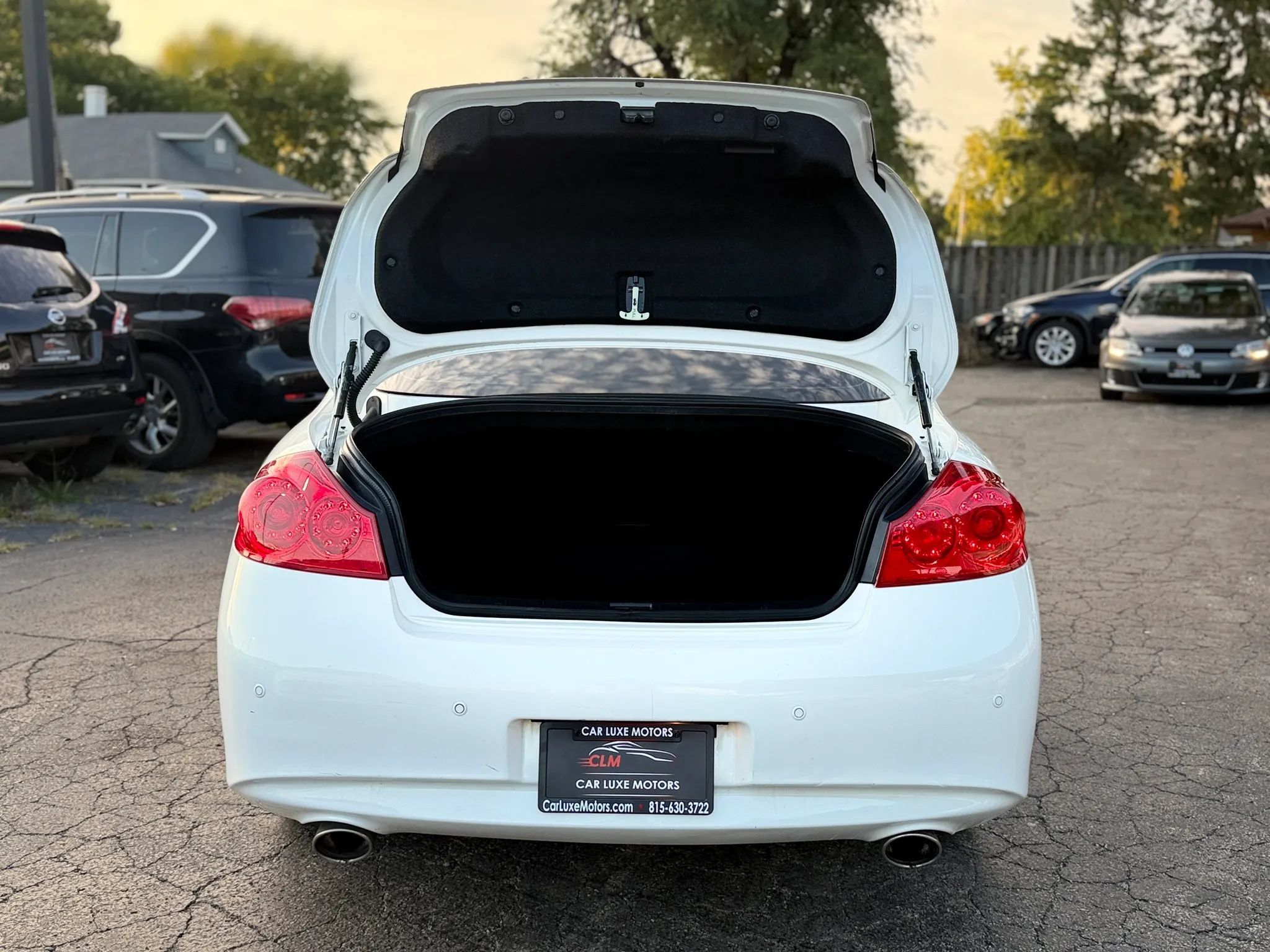 Used 2012 INFINITI G37 x Sedan w/ Premium Pkg AWD/4WD image 17