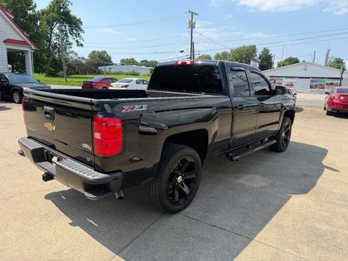 Used 2017 Chevrolet Silverado 1500 LT w/ All Star Edition AWD/4WD image 4