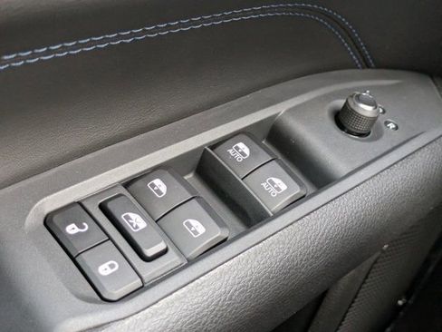 New 2026 Jeep Compass Latitude AWD/4WD image 20