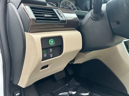 Used 2017 Honda Accord EX-L image 21