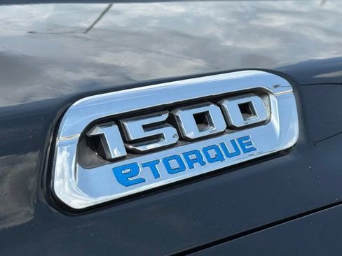 Used 2023 RAM 1500 Big Horn AWD/4WD image 9