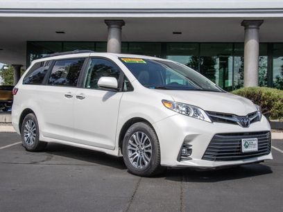 Used 2020 Toyota Sienna XLE