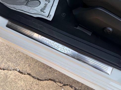 Used 2016 Mercedes-Benz E 400 Sedan image 36