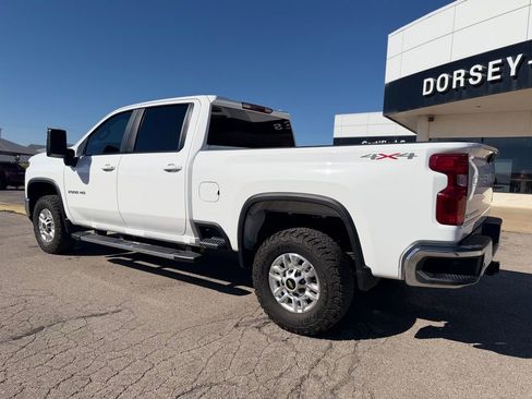 Used 2025 Chevrolet Silverado 2500 LT w/ Convenience Package AWD/4WD image 6