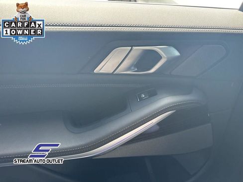 Used 2025 BMW X5 xDrive50e image 23