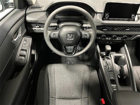 New 2025 Honda Accord SE image 16