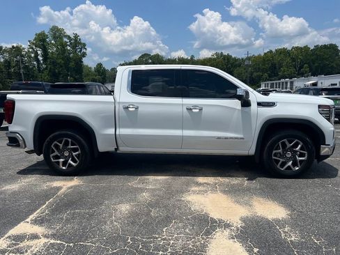 Used 2024 GMC Sierra 1500 SLT w/ SLT Convenience Package RWD image 2