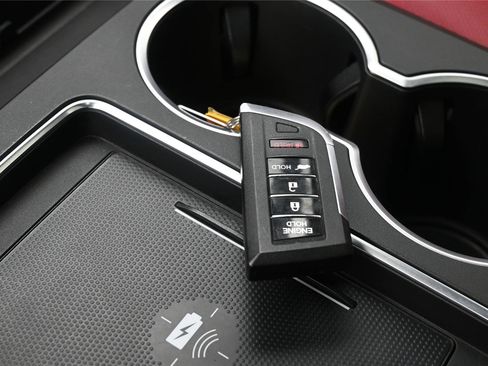 Certified 2025 Acura MDX A-Spec AWD/4WD image 6