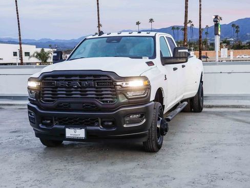 New 2026 RAM 3500 Tradesman image 4