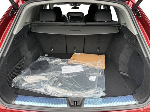 New 2025 Audi Q5 Prestige image 17