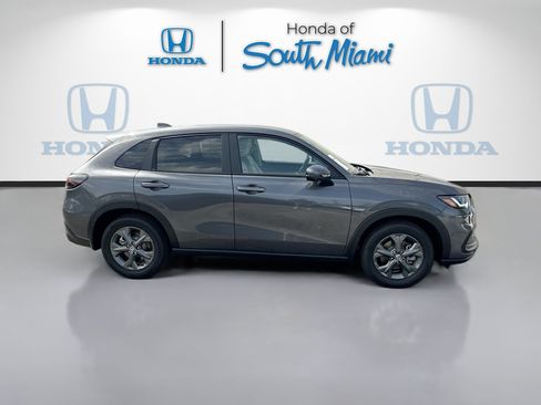 New 2027 Honda HR-V LX image 8