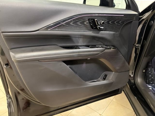 Used 2024 Cadillac Lyriq Luxury RWD image 10