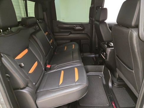 Used 2024 GMC Sierra 1500 AT4 w/ Technology Package AWD/4WD image 24