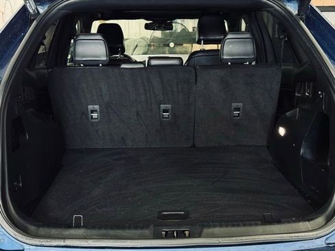 Used 2022 Ford Edge ST-Line w/ Class II Trailer Tow Package image 10