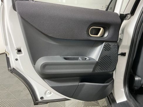 Certified 2025 MINI Cooper S image 21