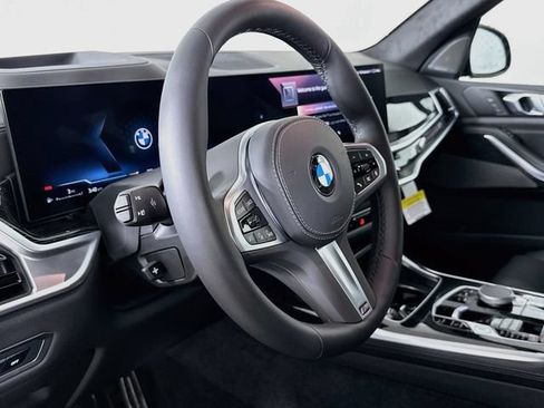 New 2027 BMW X7 xDrive40i w/ M Sport Package AWD/4WD image 11