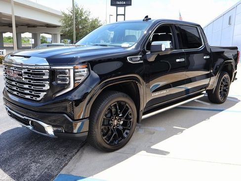 New 2026 GMC Sierra 1500 Denali w/ Denali Reserve Package image 3