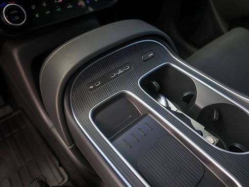 Used 2026 Hyundai Palisade Calligraphy FWD image 18