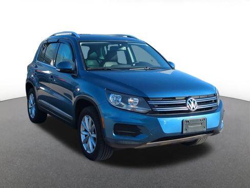 Used 2017 Volkswagen Tiguan Wolfsburg Edition AWD/4WD image 8