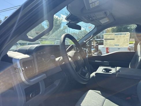 New 2026 Ford F350 XLT image 24