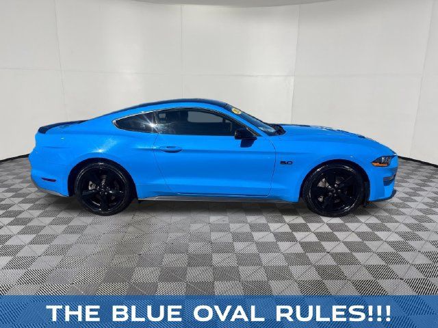 Used 2022 Ford Mustang GT w/ Black Accent Package RWD image 7