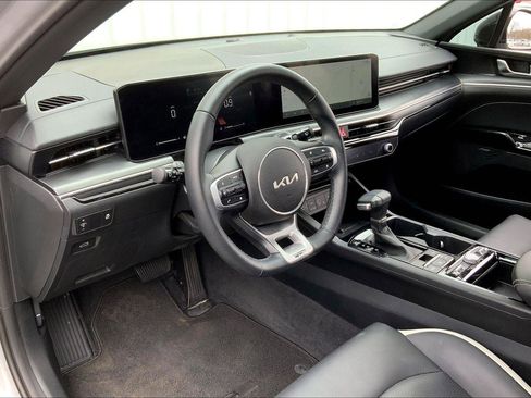 Used 2025 Kia K5 GT-Line w/ GT-Line Premium Package image 12