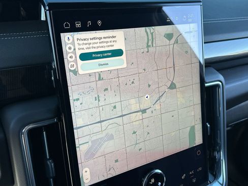 Used 2025 GMC Yukon Elevation image 14