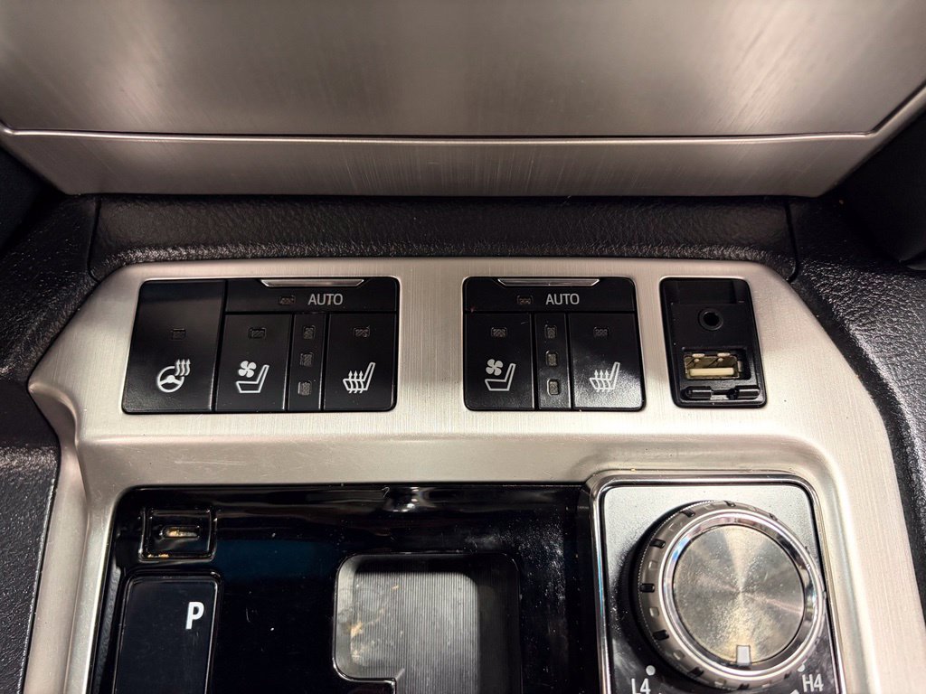 Used 2016 Toyota Land Cruiser AWD/4WD image 30