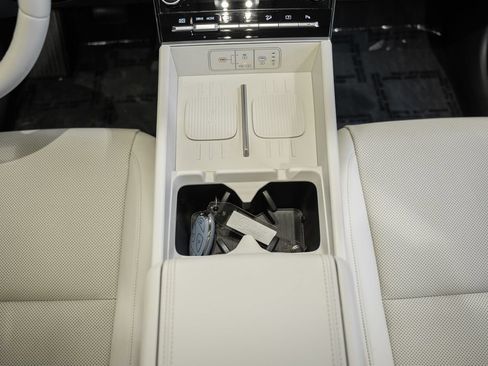 Used 2025 Hyundai Santa Fe SEL AWD/4WD image 26