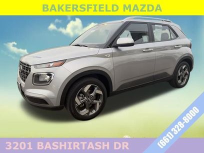 Used 2025 Hyundai Venue SEL