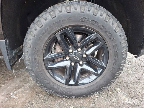 Used 2020 Chevrolet Silverado 1500 LT Trail Boss w/ Convenience Package image 10